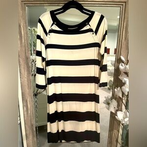 Banana Republic 3/4 sleeve navy and white striped dress